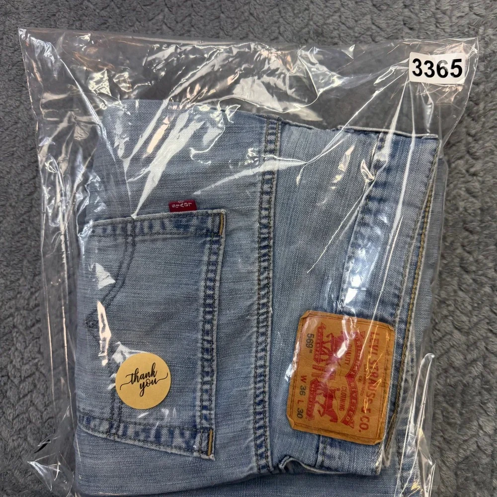 Levi's 569 Jeans Mens Loose Straight Light Wash Blue 36x28 Denim Y2K Baggy Fit